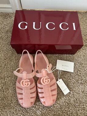 Gucci sandals